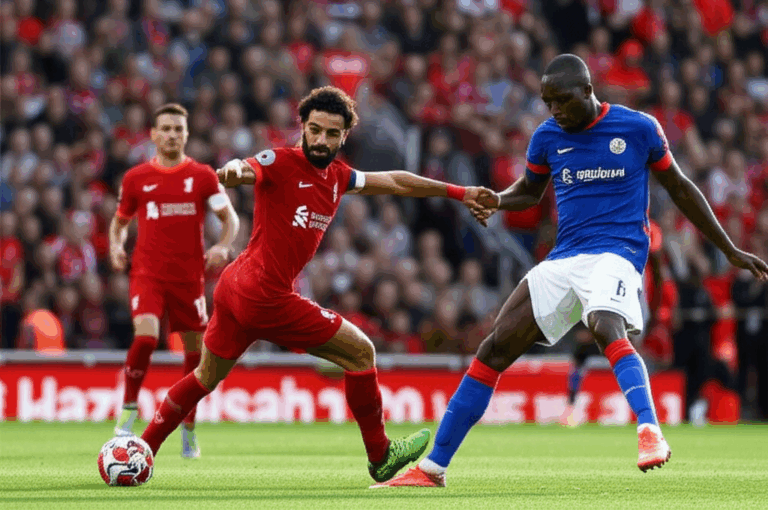 Liverpool vs Brentford: Salah Kalah Lagi, Bees Menang 2-3