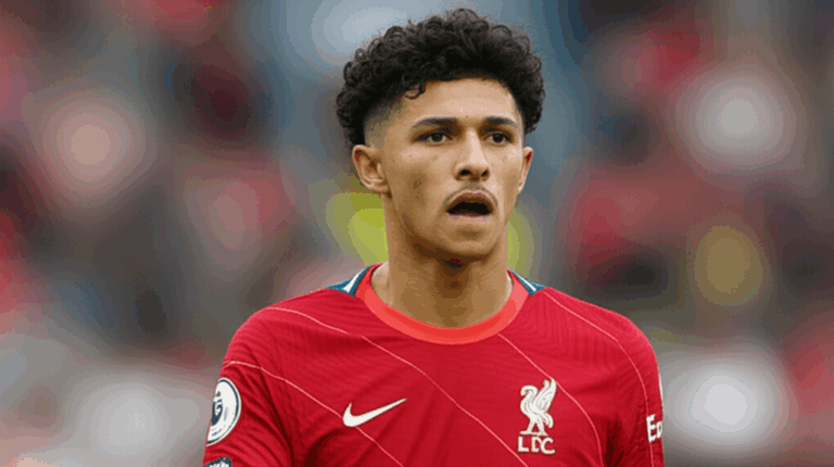 Gravenberch: Peluang Bermain Melawan Villa & Alternatif Liverpool